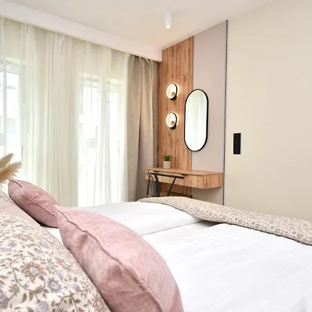 Totu Modern Balcony * 그디니아