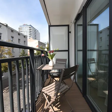 아파트 Totu Modern Balcony *