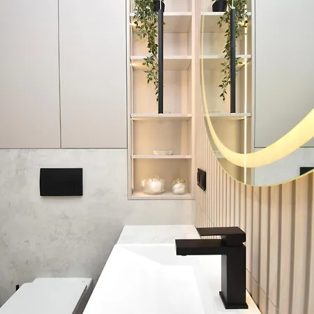아파트 Totu Modern Balcony *